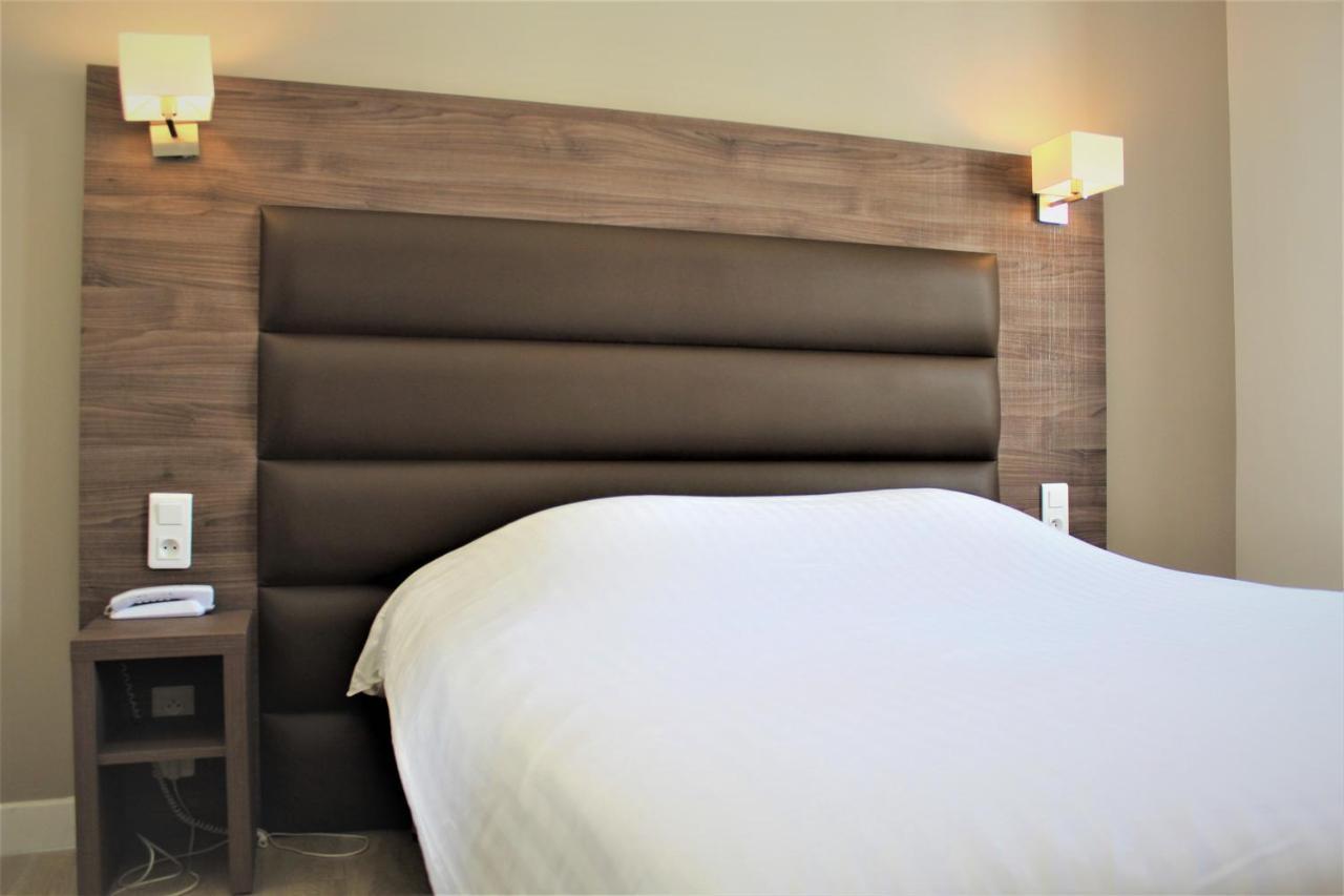 Royal Hotel Angers Bagian luar foto